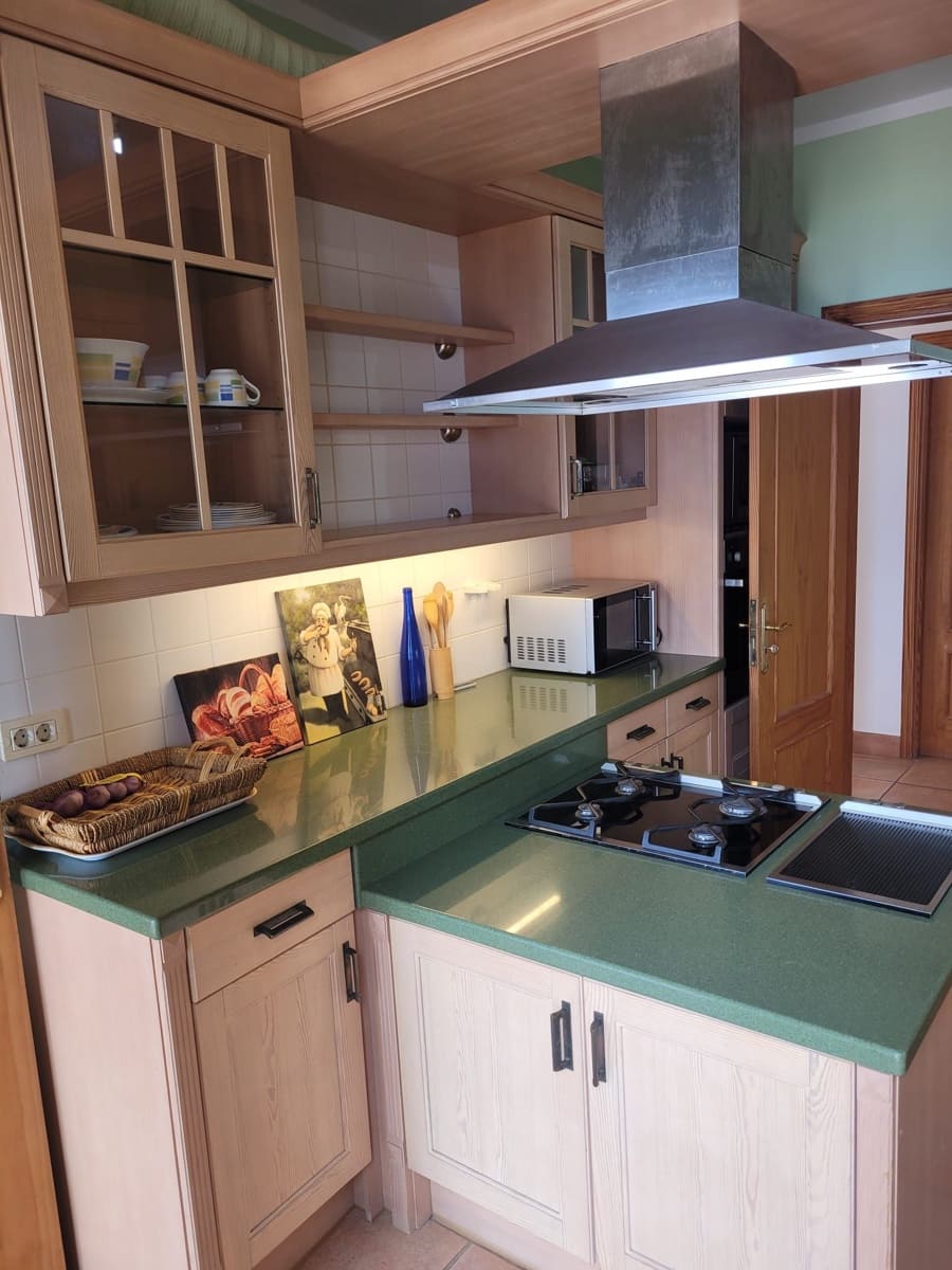 6 soverom Finca/Herregård til salgs i Guia de Isora med svømmebasseng garasje - € 1 200 000 (Ref: 8812171)