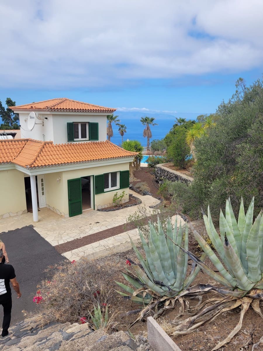 6 soverom Finca/Herregård til salgs i Guia de Isora med svømmebasseng garasje - € 1 200 000 (Ref: 8812171)