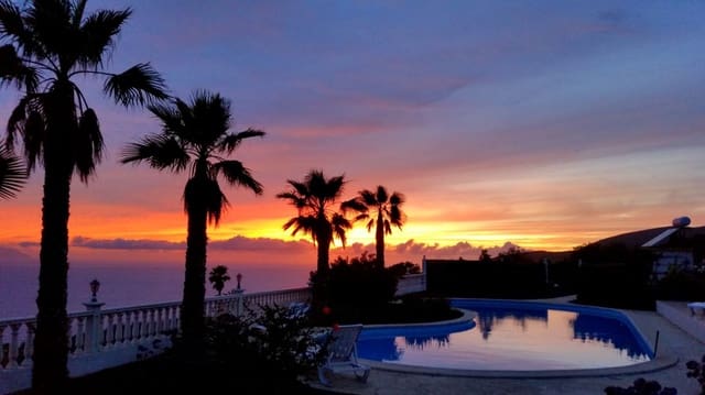 6 soveværelse Finca/Landehus til salg i Guía de Isora med swimmingpool garage - € 1.200.000 (Ref: 8812171)