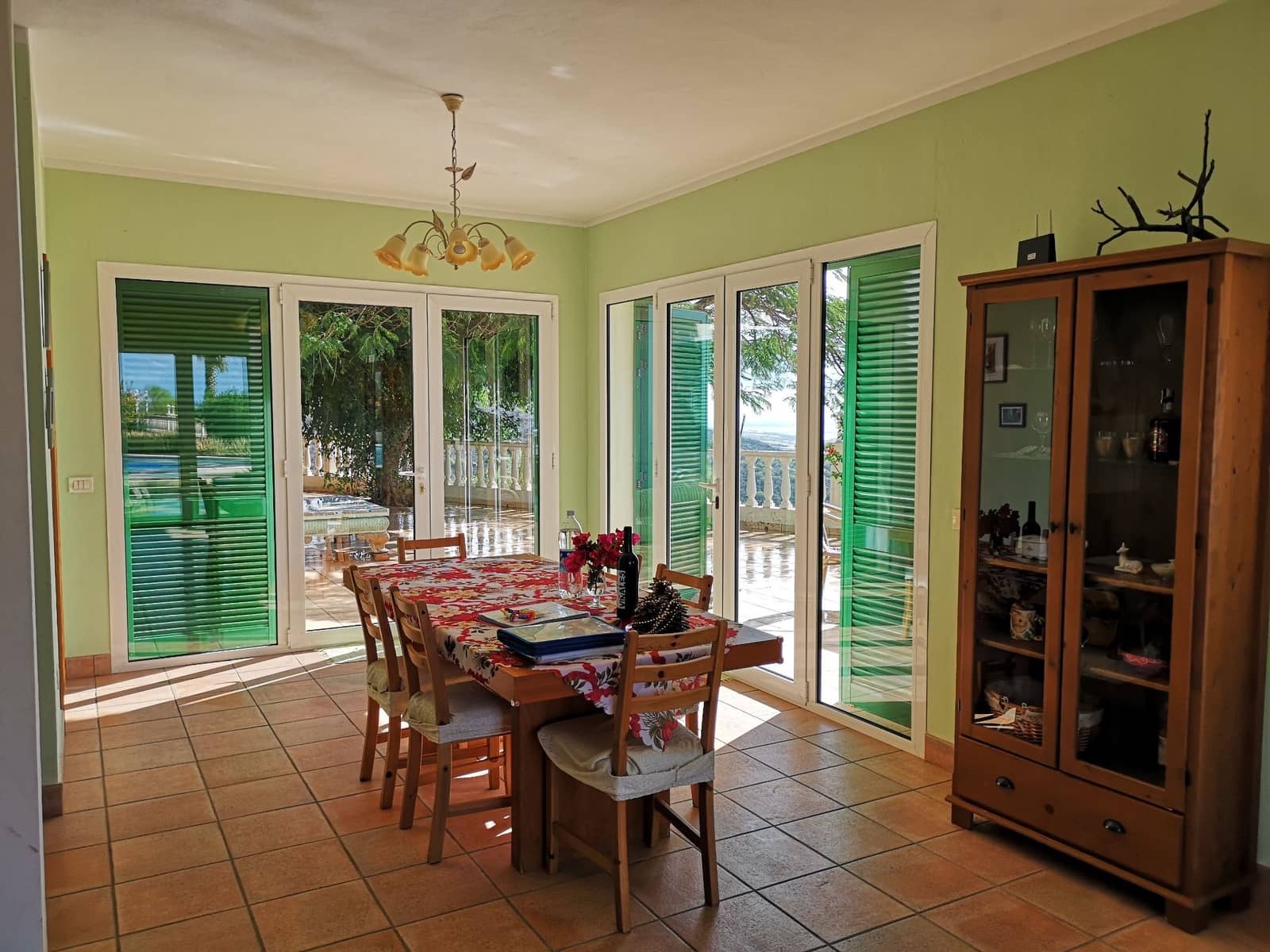 6 soverom Finca/Herregård til salgs i Guia de Isora med svømmebasseng garasje - € 1 200 000 (Ref: 8812171)