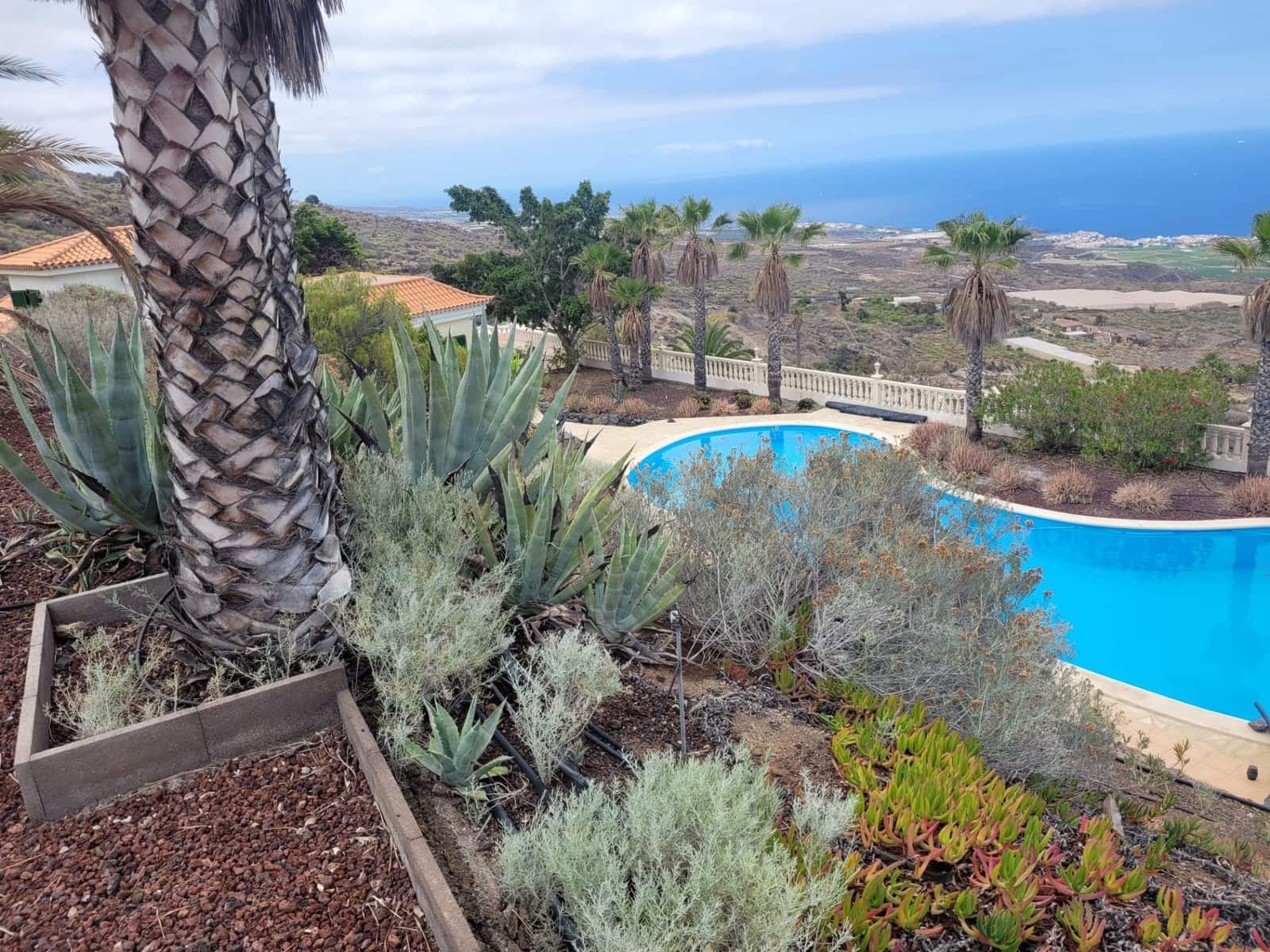 6 soverom Finca/Herregård til salgs i Guia de Isora med svømmebasseng garasje - € 1 200 000 (Ref: 8812171)