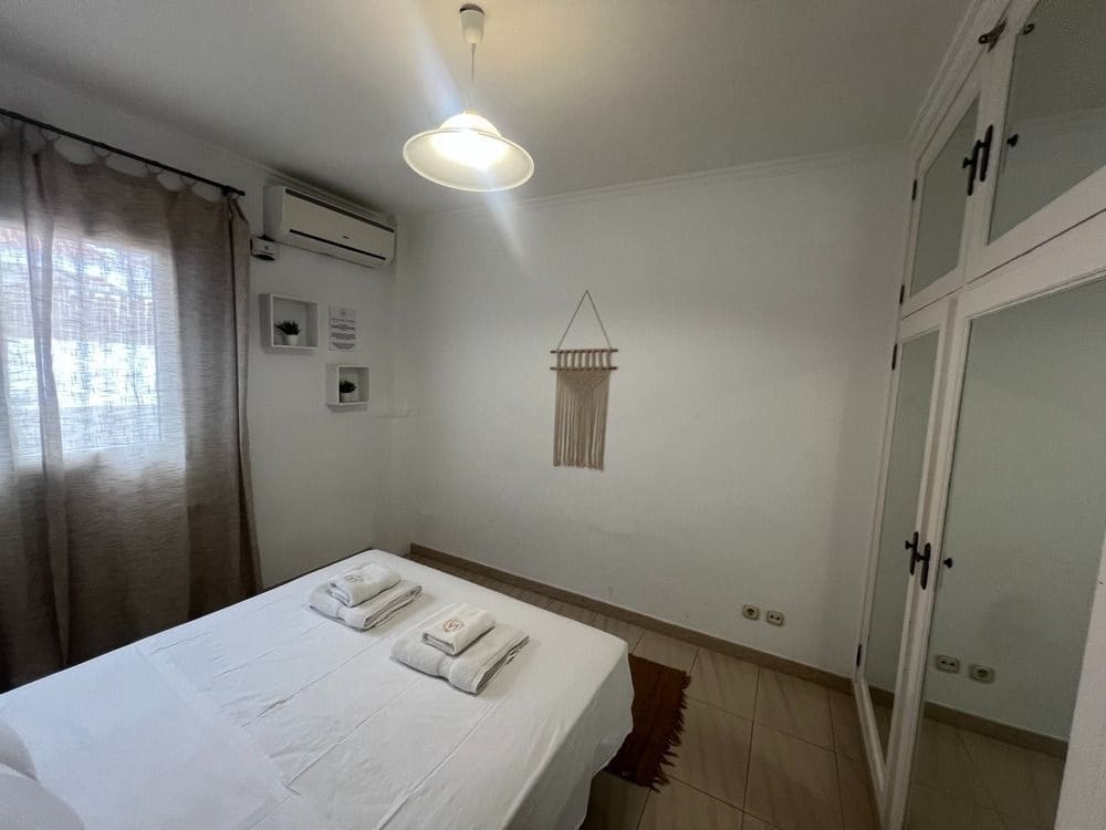 5 quarto Moradia para venda em Costa Adeje com piscina garagem - 1 600 000 € (Ref: 8836365)