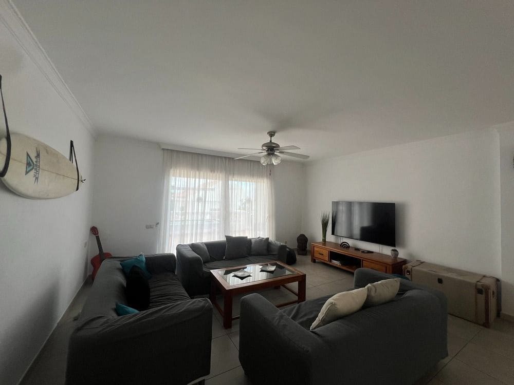 5 quarto Moradia para venda em Costa Adeje com piscina garagem - 1 600 000 € (Ref: 8836365)