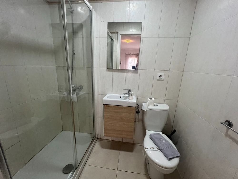 5 quarto Moradia para venda em Costa Adeje com piscina garagem - 1 600 000 € (Ref: 8836365)