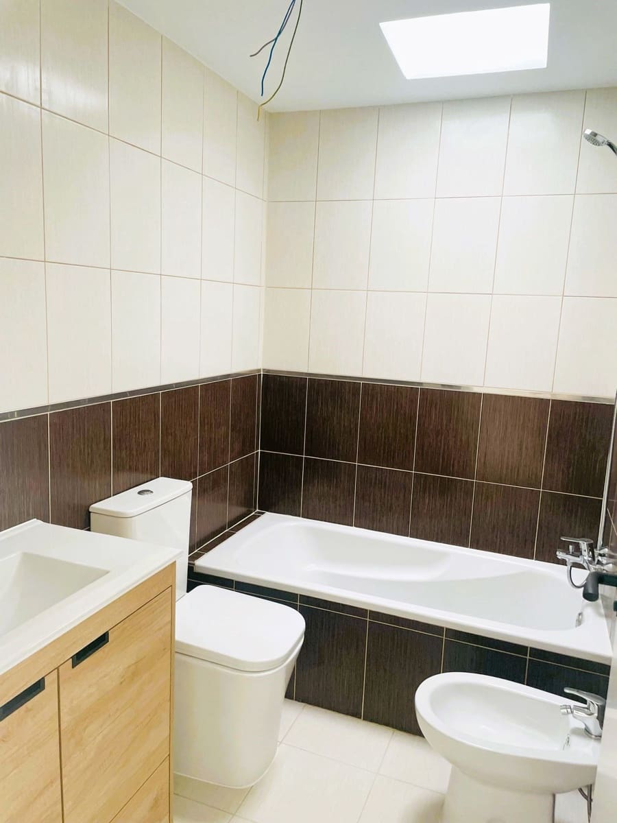 3 soveværelse Semi-Rækkehus til salg i Tijoco Bajo med garage - € 360.000 (Ref: 8842961)