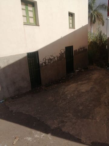 5 soveværelse Villa til salg i Cabo Blanco, Arona med garage - € 275.000 (Ref: 8952437)