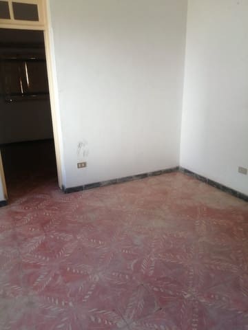 5 soveværelse Villa til salg i Cabo Blanco, Arona med garage - € 275.000 (Ref: 8952437)