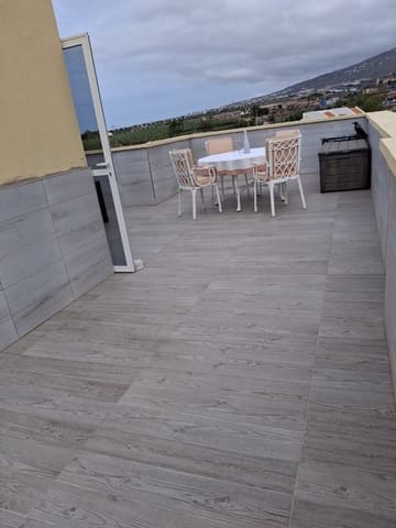 3 sovrum Villa till salu i El Madroñal, Adeje med pool garage - 950 000 € (Ref: 8956896)