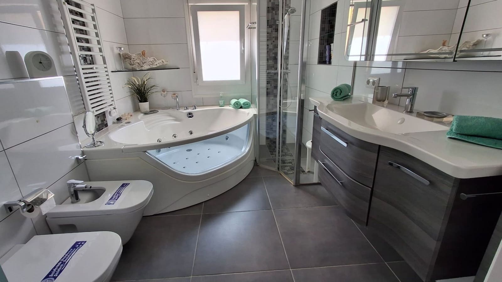 3 soveværelse Villa til salg i El Madronal med swimmingpool garage - € 950.000 (Ref: 8956896)