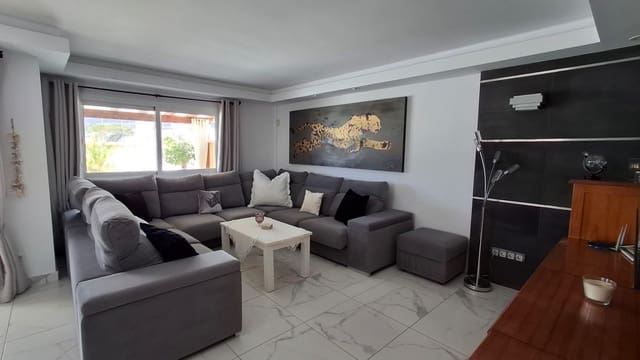 3 sovrum Villa till salu i El Madroñal, Adeje med pool garage - 950 000 € (Ref: 8956896)