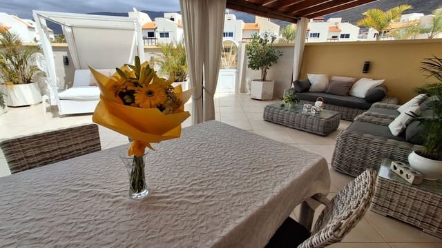 3 sovrum Villa till salu i El Madroñal, Adeje med pool garage - 950 000 € (Ref: 8956896)