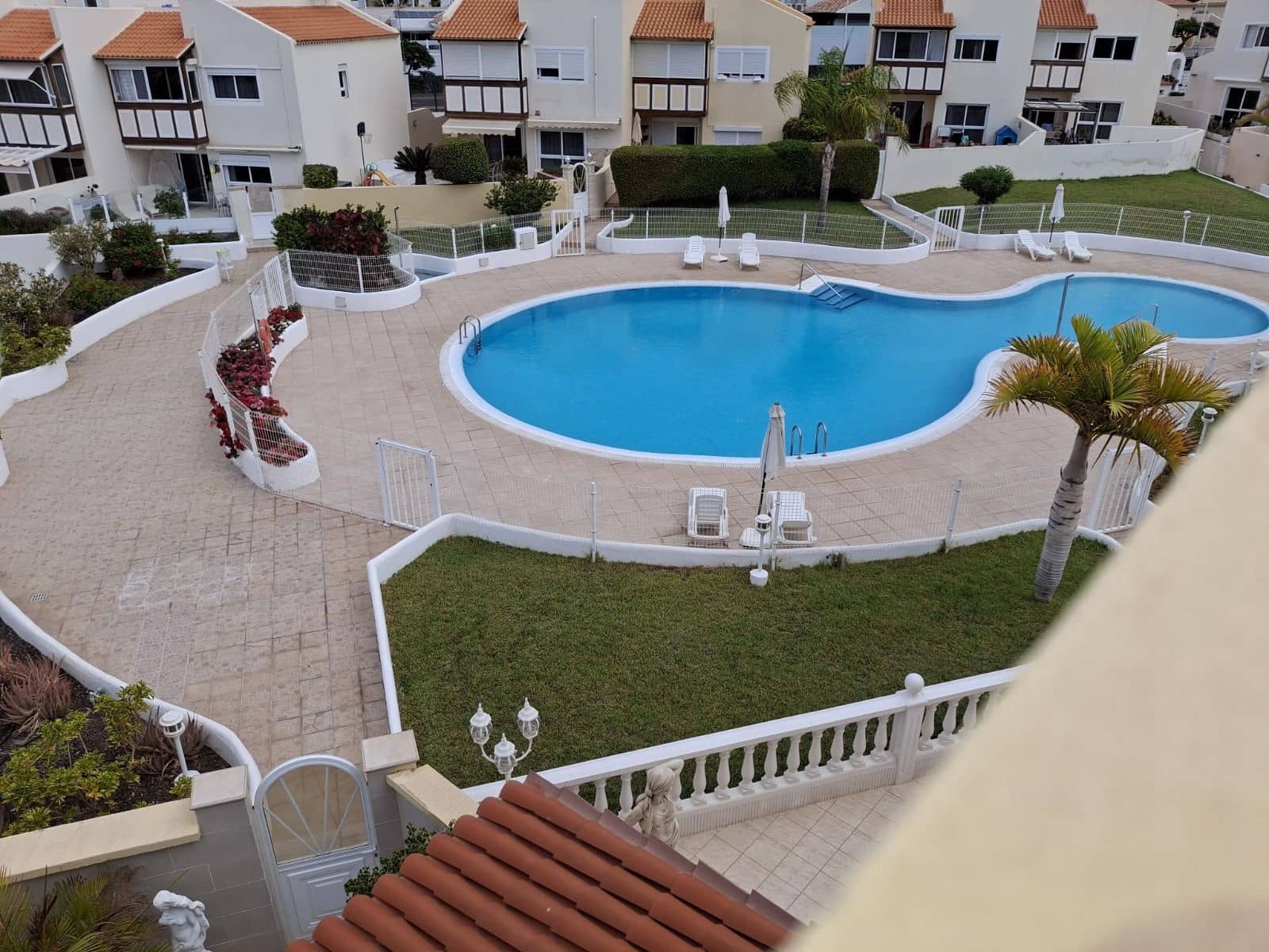 3 soveværelse Villa til salg i El Madronal med swimmingpool garage - € 950.000 (Ref: 8956896)