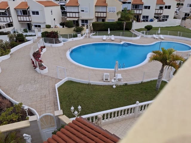 3 sovrum Villa till salu i El Madroñal, Adeje med pool garage - 950 000 € (Ref: 8956896)