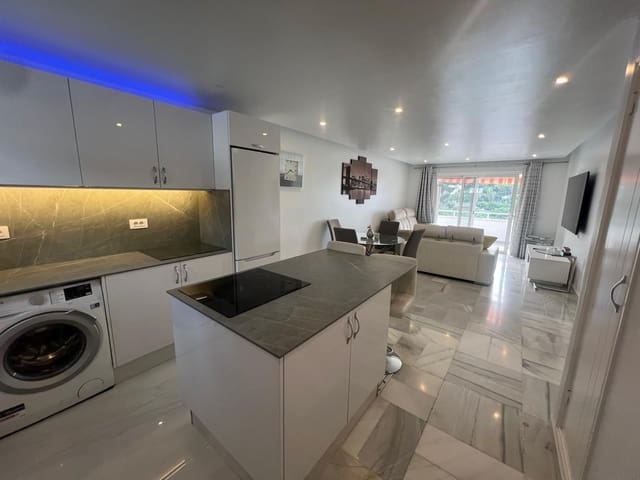 2 sypialnia Penthouse na sprzedaż w Playa de las Americas, Arona z basenem - 320 000 € (Ref: 8968029)