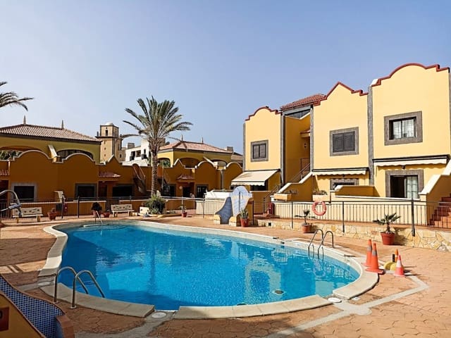 1 soveværelse Lejlighed til salg i Playa del Duque, Adeje med swimmingpool garage - € 530.000 (Ref: 8982171)