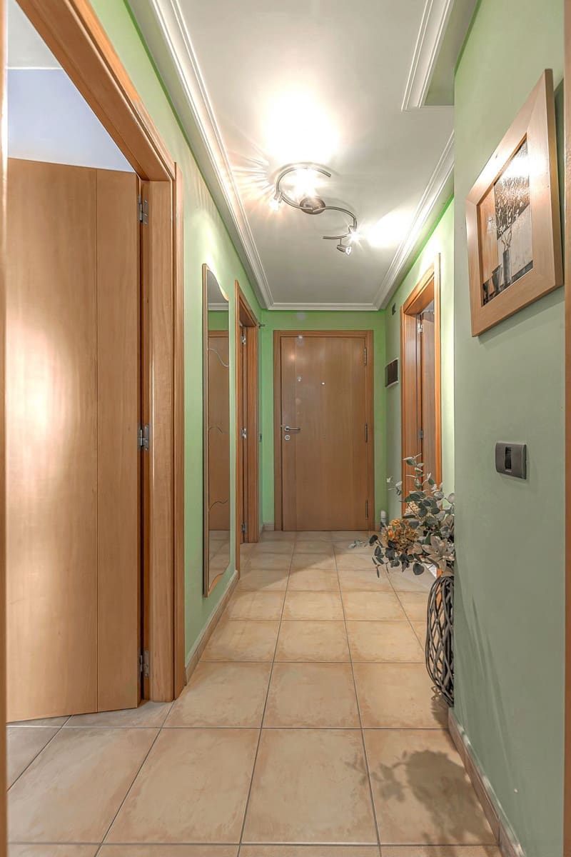 2 soveværelse Lejlighed til salg i El Madronal med swimmingpool garage - € 449.000 (Ref: 9068651)