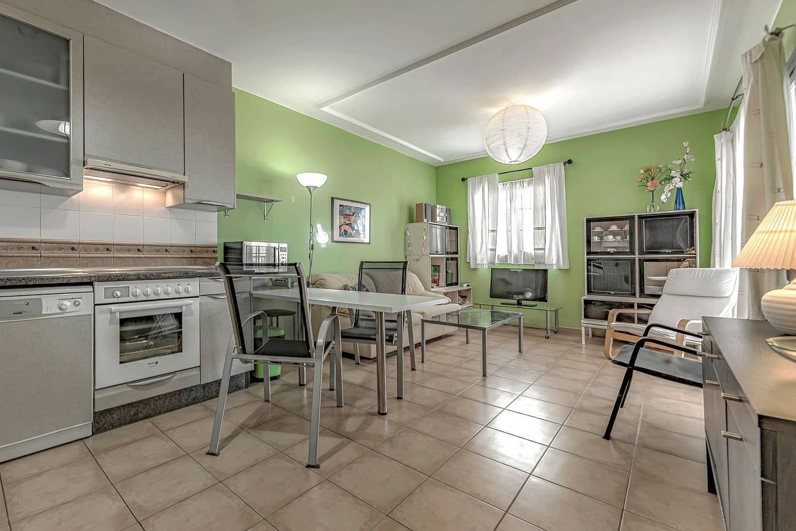 2 soveværelse Lejlighed til salg i El Madronal med swimmingpool garage - € 449.000 (Ref: 9068651)