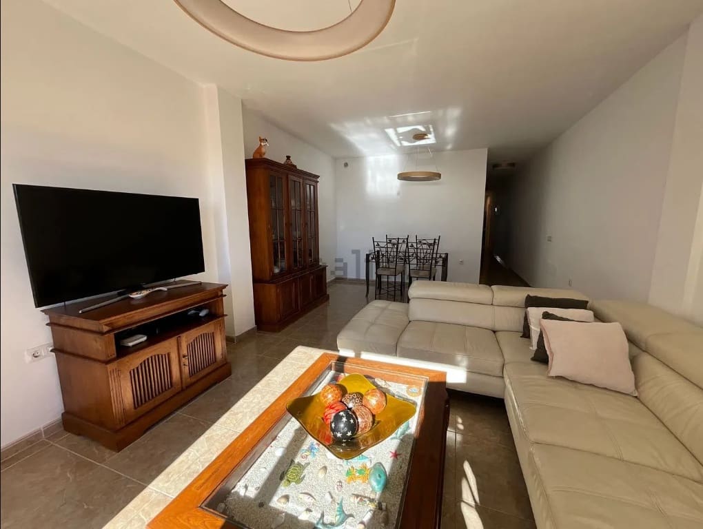 3 bedroom Apartment for sale in San Miguel de Abona with garage - € 320,000 (Ref: 9074876)