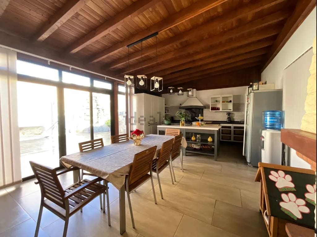 3 bedroom Apartment for sale in San Miguel de Abona with garage - € 320,000 (Ref: 9074876)