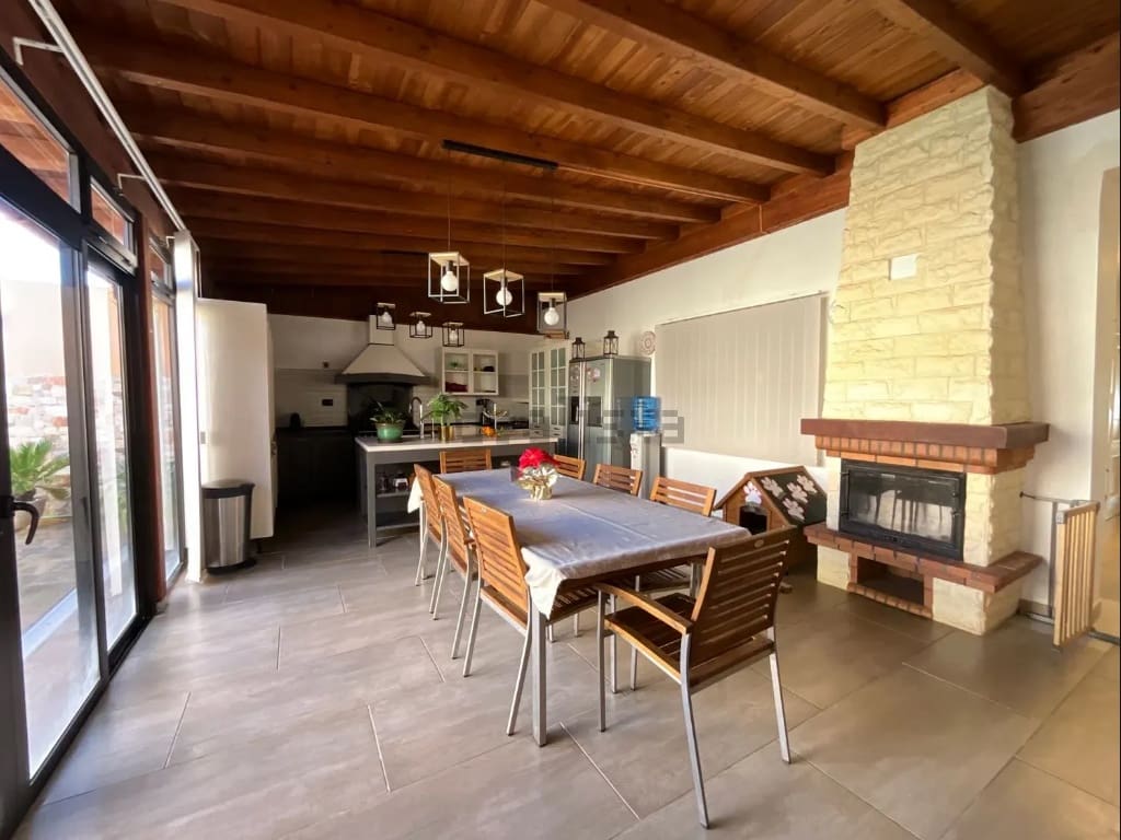 3 bedroom Apartment for sale in San Miguel de Abona with garage - € 320,000 (Ref: 9074876)