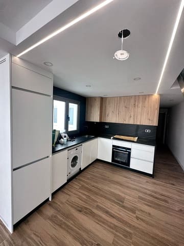 2 slaapkamer Huis te koop in Puerto Santiago, Santiago del Teide met zwembad - € 475.000 (Ref: 9113926)