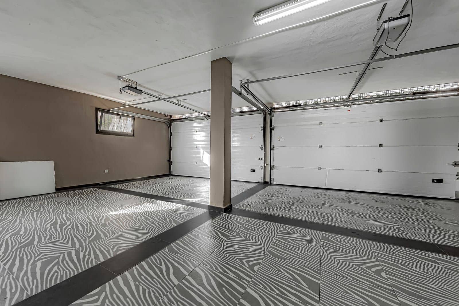 3 bedroom Semi-detached Villa for sale in Fanabe with pool garage - € 940,500 (Ref: 9124662)