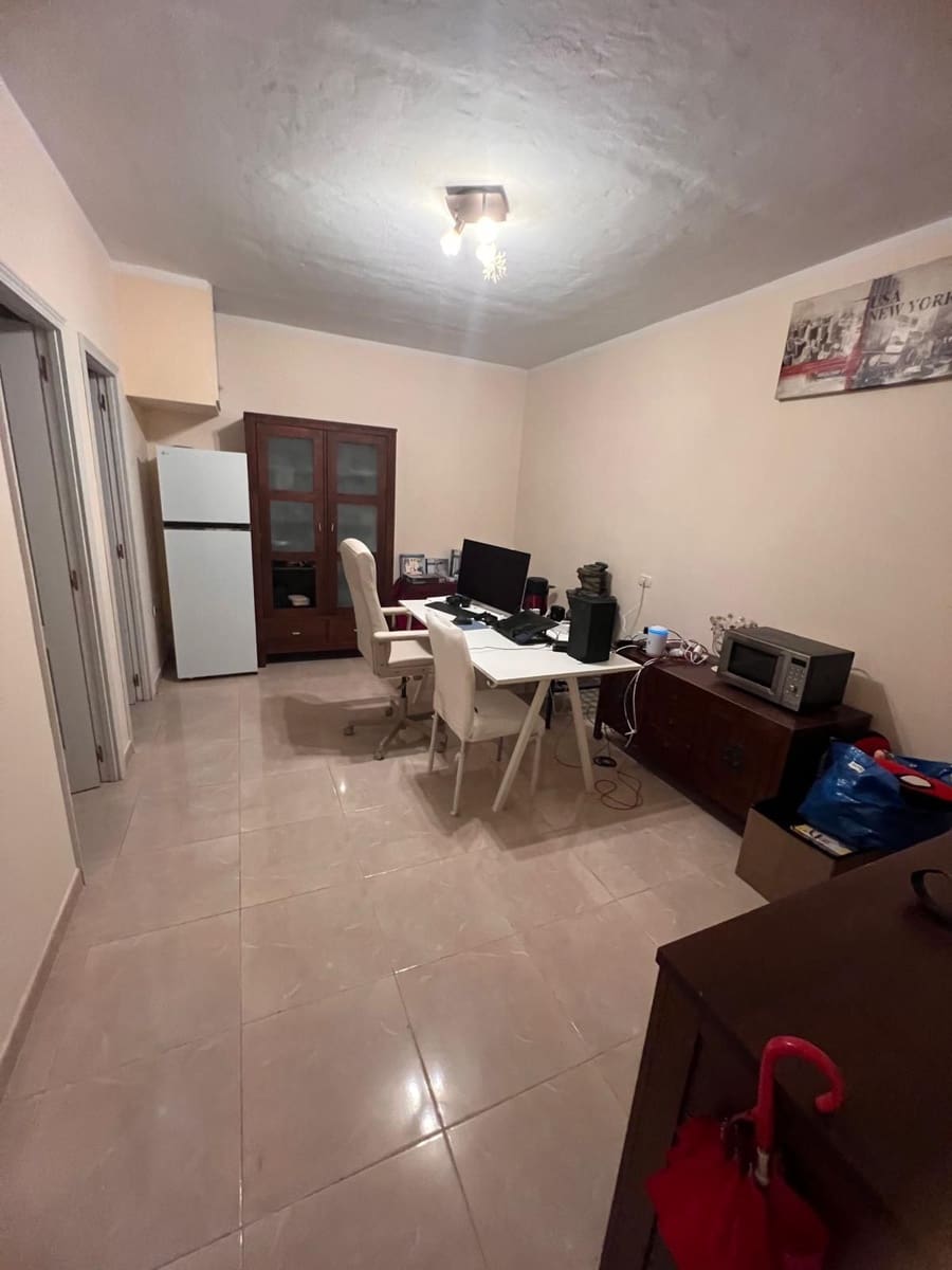 4 soverom Kjedet enebolig til salgs i Adeje med svømmebasseng garasje - € 589 000 (Ref: 9124665)