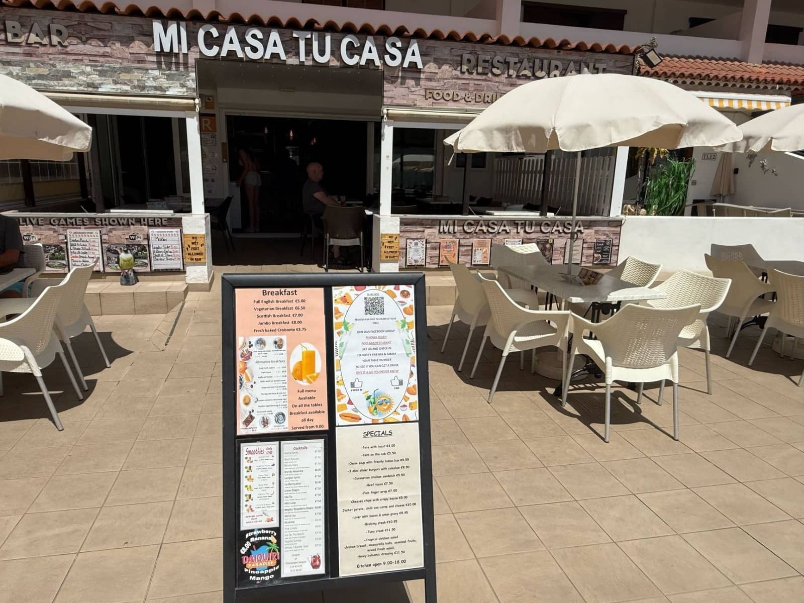 1 bedroom Apartment for sale in Los Cristianos with pool garage - € 315,000 (Ref: 9126610)