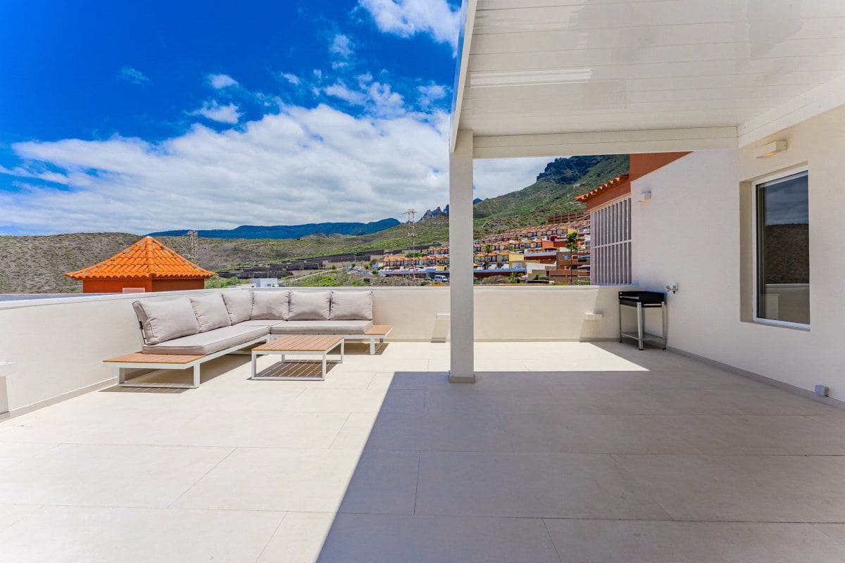 2 soveværelse Penthouse til salg i Torviscas med swimmingpool garage - € 650.000 (Ref: 9126612)