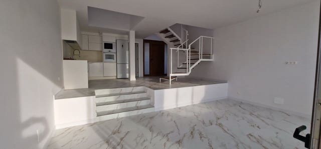 2 sypialnia Penthouse na sprzedaż w Los Gigantes, Santiago del Teide z basenem - 575 000 € (Ref: 9128001)