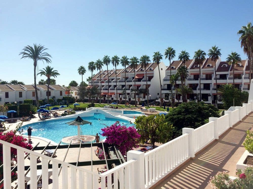 1 quarto Casa em Banda para venda em Playa de las Americas com piscina - 370 000 € (Ref: 9129511)