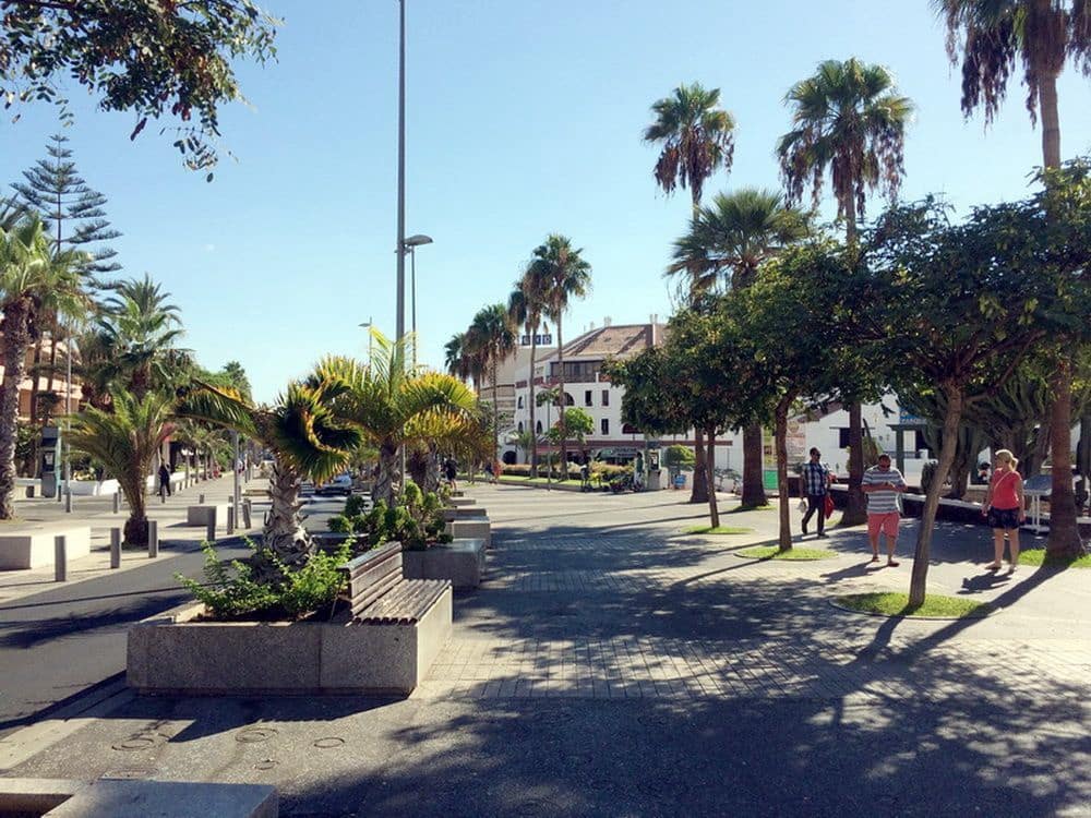 1 quarto Casa em Banda para venda em Playa de las Americas com piscina - 370 000 € (Ref: 9129511)