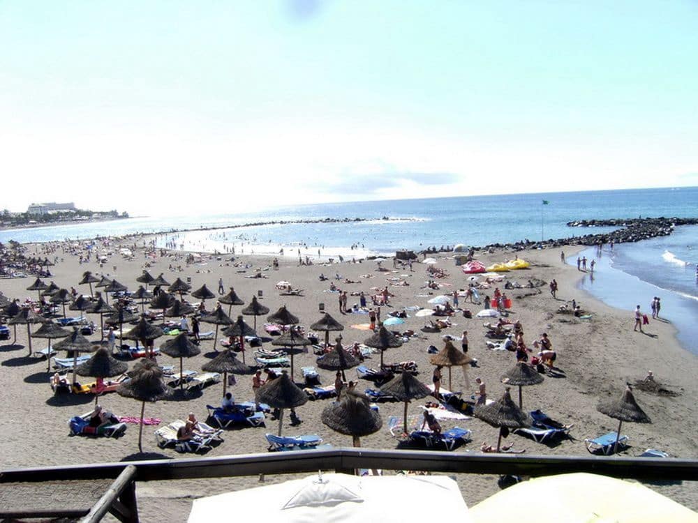 1 quarto Casa em Banda para venda em Playa de las Americas com piscina - 370 000 € (Ref: 9129511)