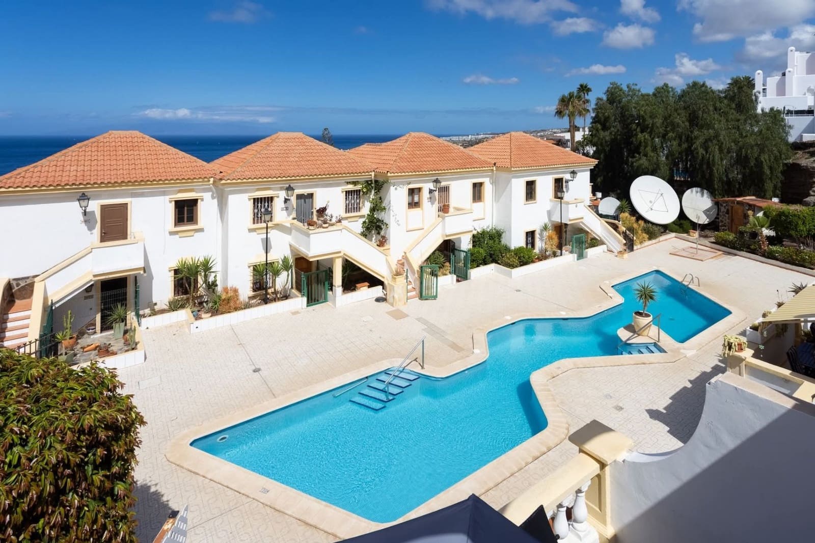 1 bedroom Apartment for sale in Torviscas with pool - € 284,999 (Ref: 9132143)