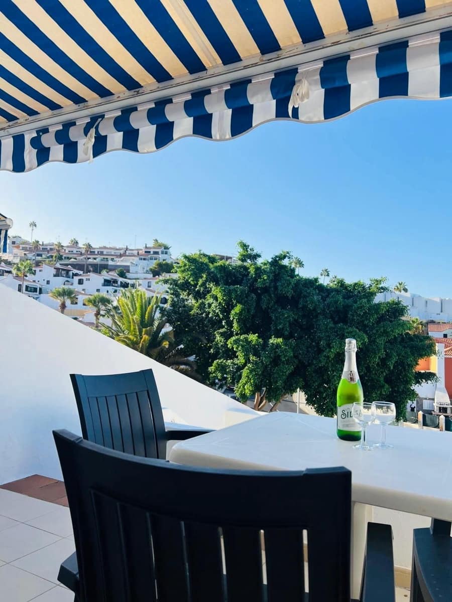 1 soverom Leilighet til salgs i Costa Adeje med svømmebasseng garasje - € 315 000 (Ref: 9132144)