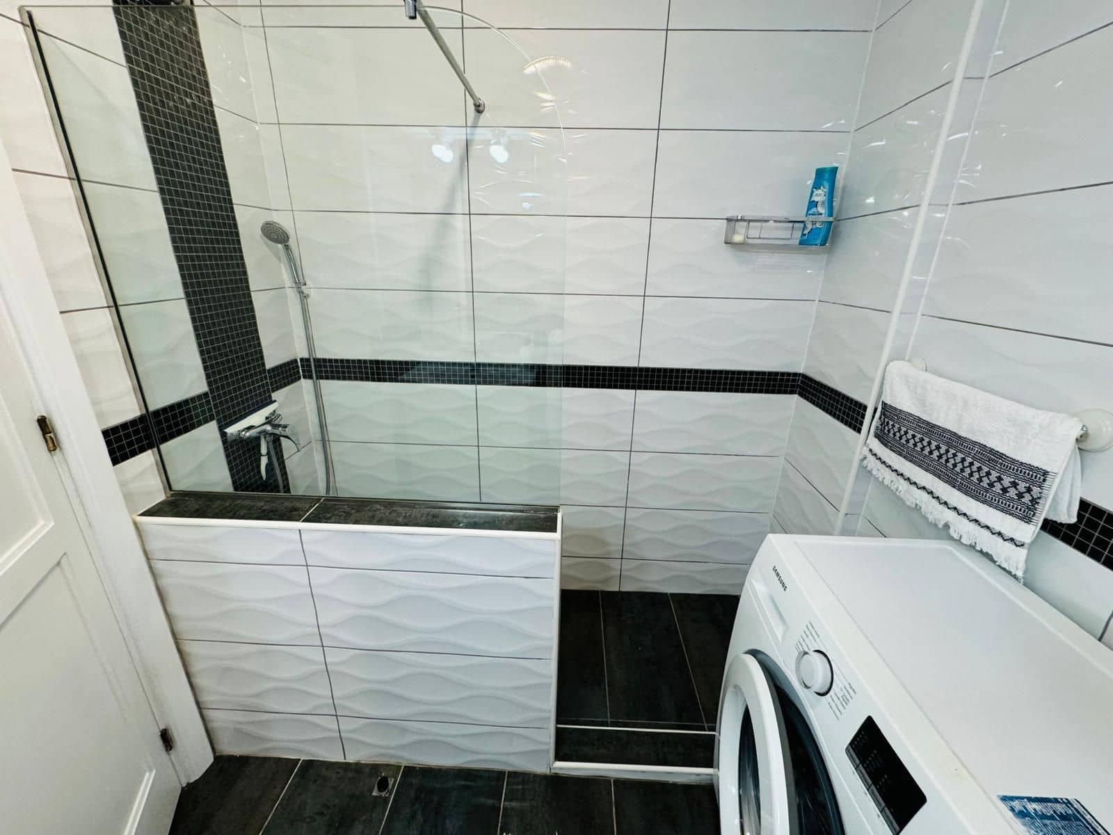 1 soverom Leilighet til salgs i Costa Adeje med svømmebasseng garasje - € 315 000 (Ref: 9132144)