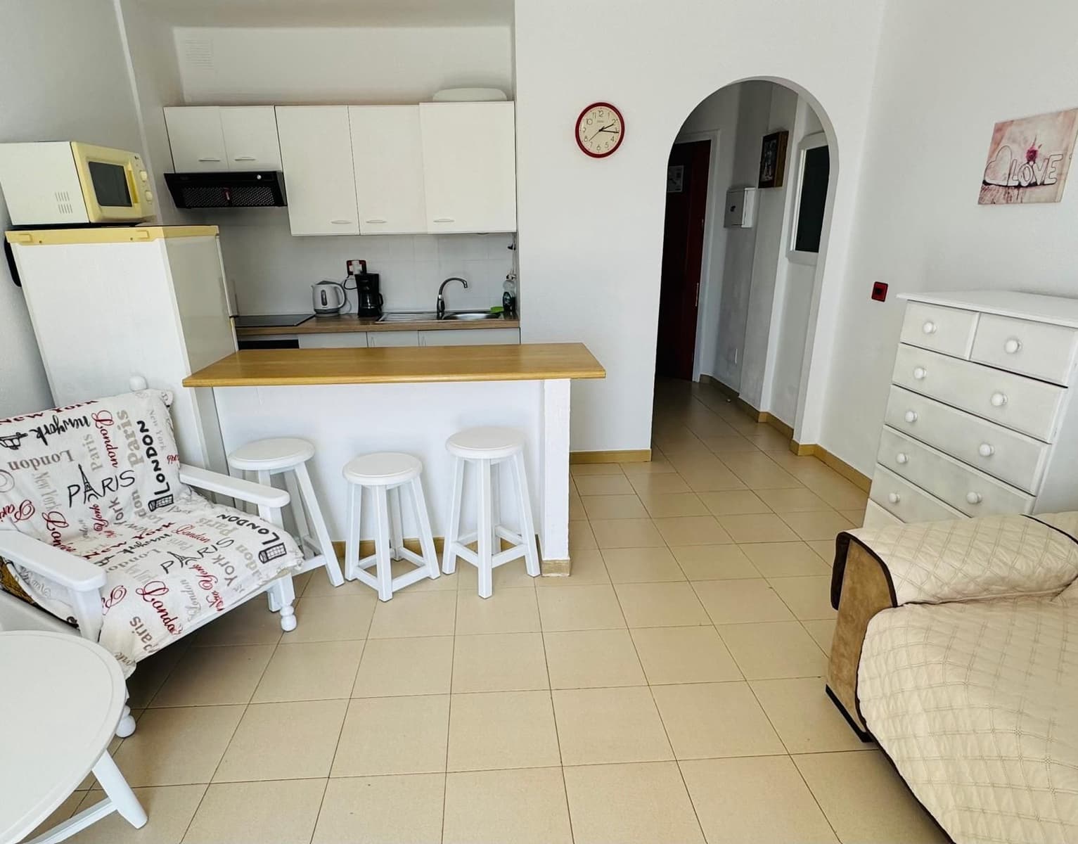 1 soverom Leilighet til salgs i Costa Adeje med svømmebasseng garasje - € 315 000 (Ref: 9132144)