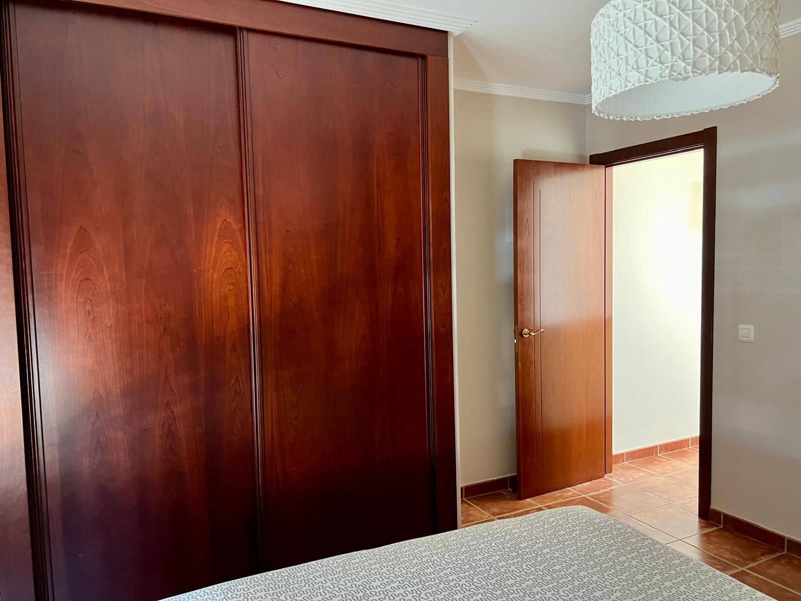 2 soverom Kjedet enebolig til salgs i El Medano med svømmebasseng garasje - € 390 000 (Ref: 9141418)