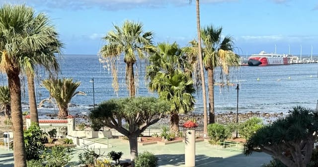 1 makuuhuone Huoneisto vuokrattavana paikassa Los Cristianos, Arona mukana uima-altaan - 1 500 € (Ref: 9145269)