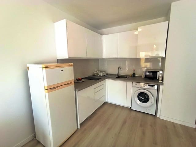 1 sypialnia Apartament na sprzedaż w San Eugenio Bajo, Adeje z basenem - 339 000 € (Ref: 9146790)