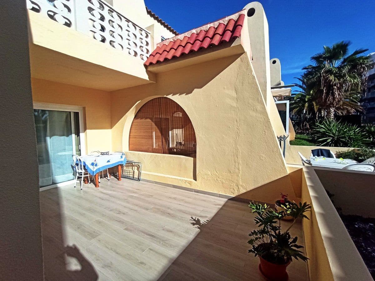 1 sypialnia Apartament na sprzedaż w Costa Adeje z basenem - 339 000 € (Ref: 9146790)
