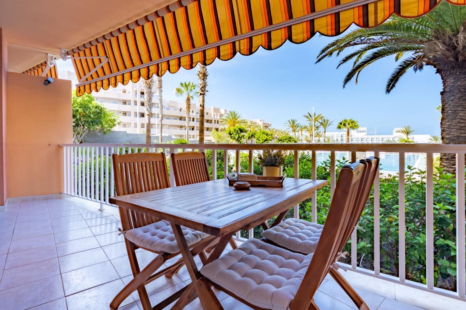 1 soverom Leilighet til salgs i Playa Paraiso med svømmebasseng garasje - € 259 000 (Ref: 9148950)