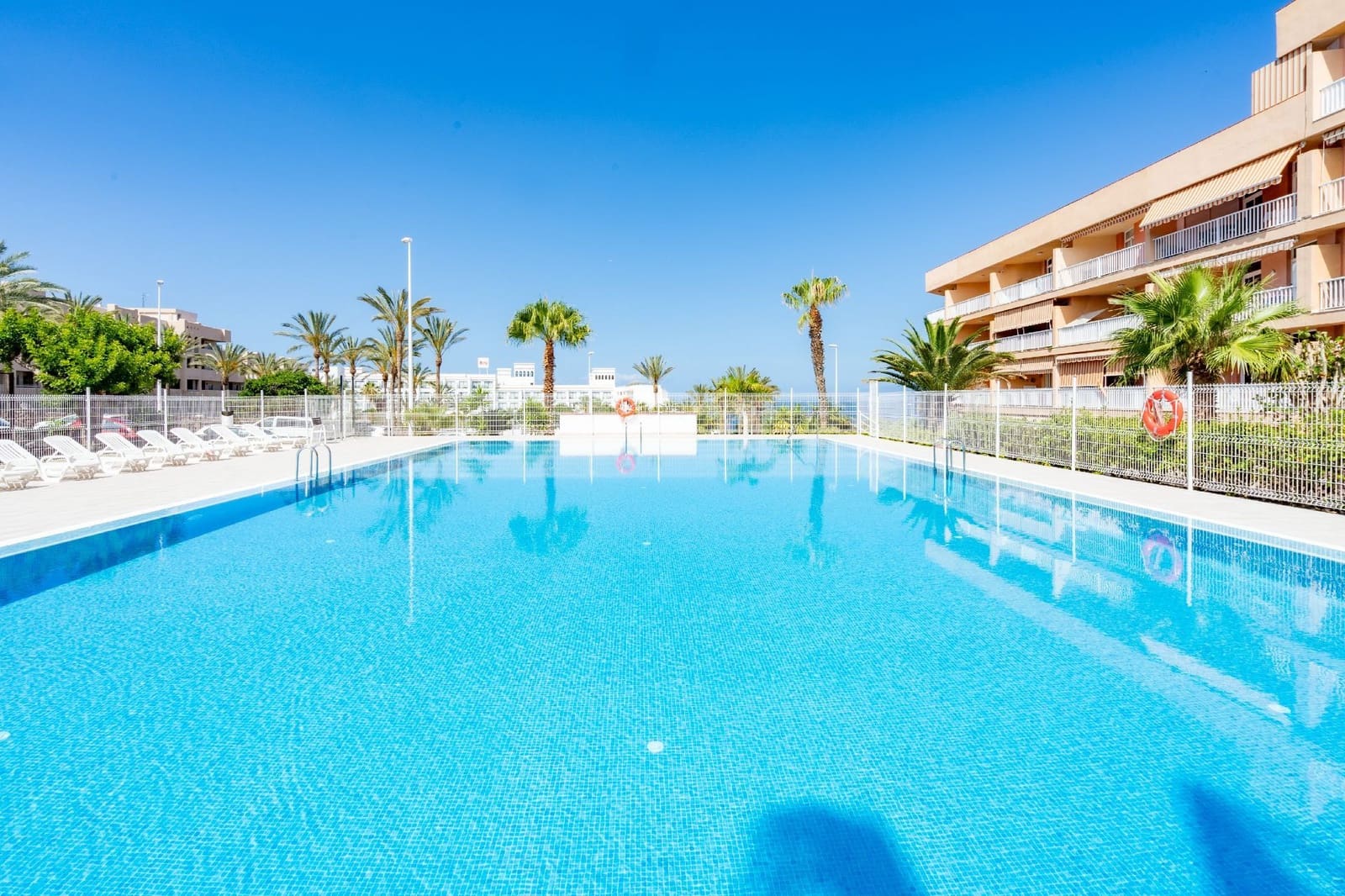 1 soverom Leilighet til salgs i Playa Paraiso med svømmebasseng garasje - € 259 000 (Ref: 9148950)