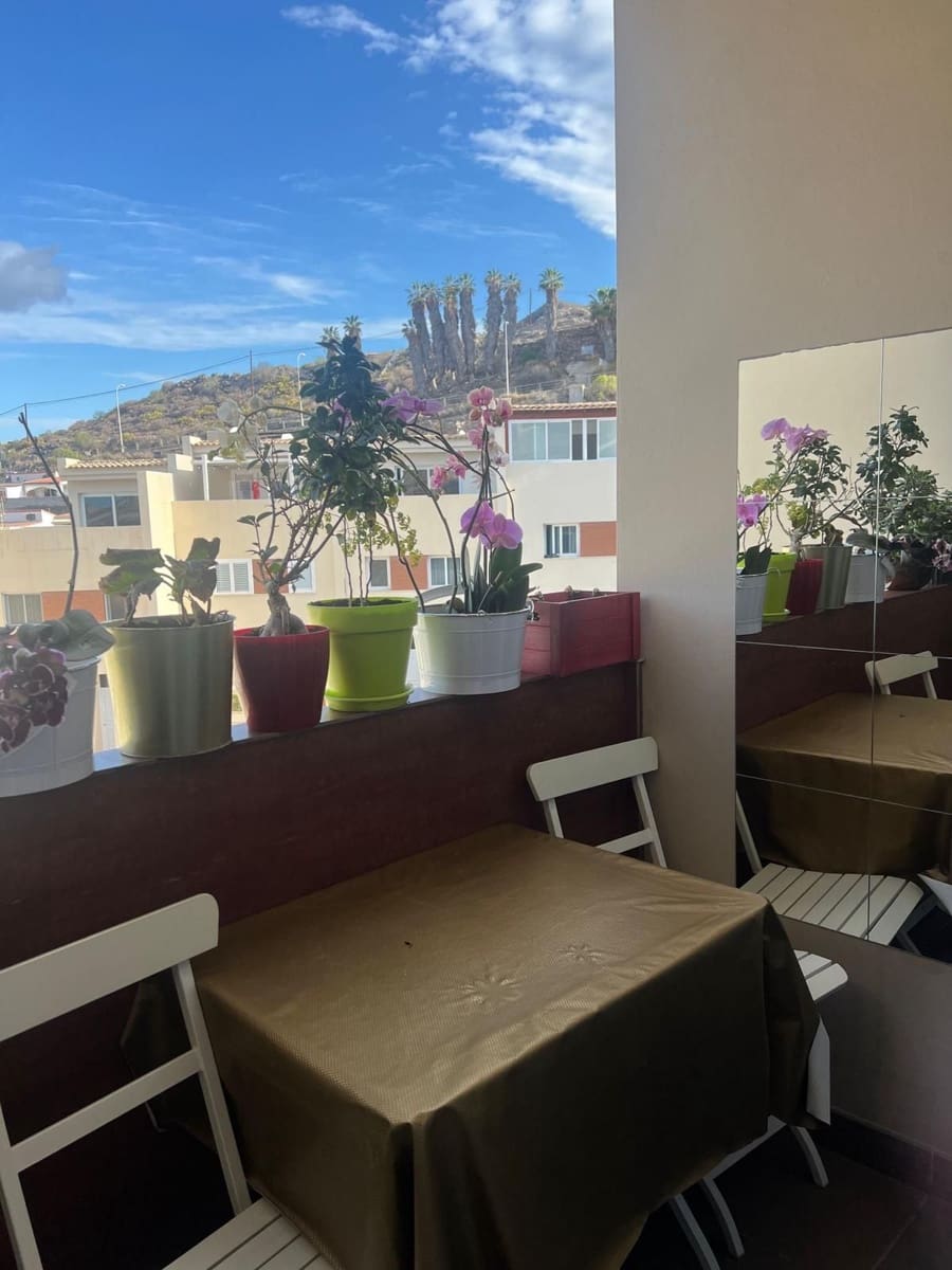 3 soveværelse Villa til salg i Los Cristianos med garage - € 690.000 (Ref: 9151734)