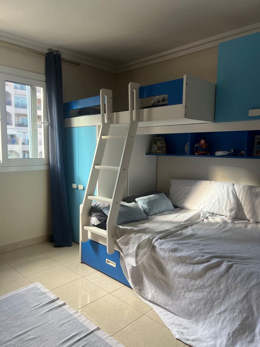 3 soveværelse Villa til salg i Los Cristianos med garage - € 690.000 (Ref: 9151734)