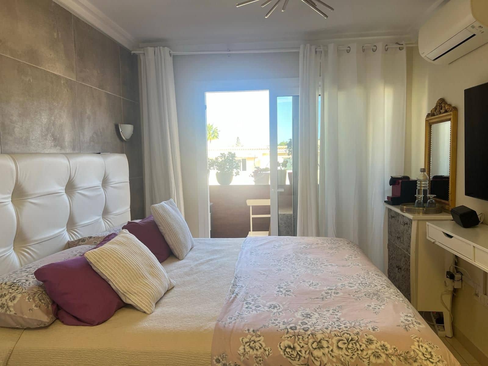 3 soveværelse Villa til salg i Los Cristianos med garage - € 690.000 (Ref: 9151734)