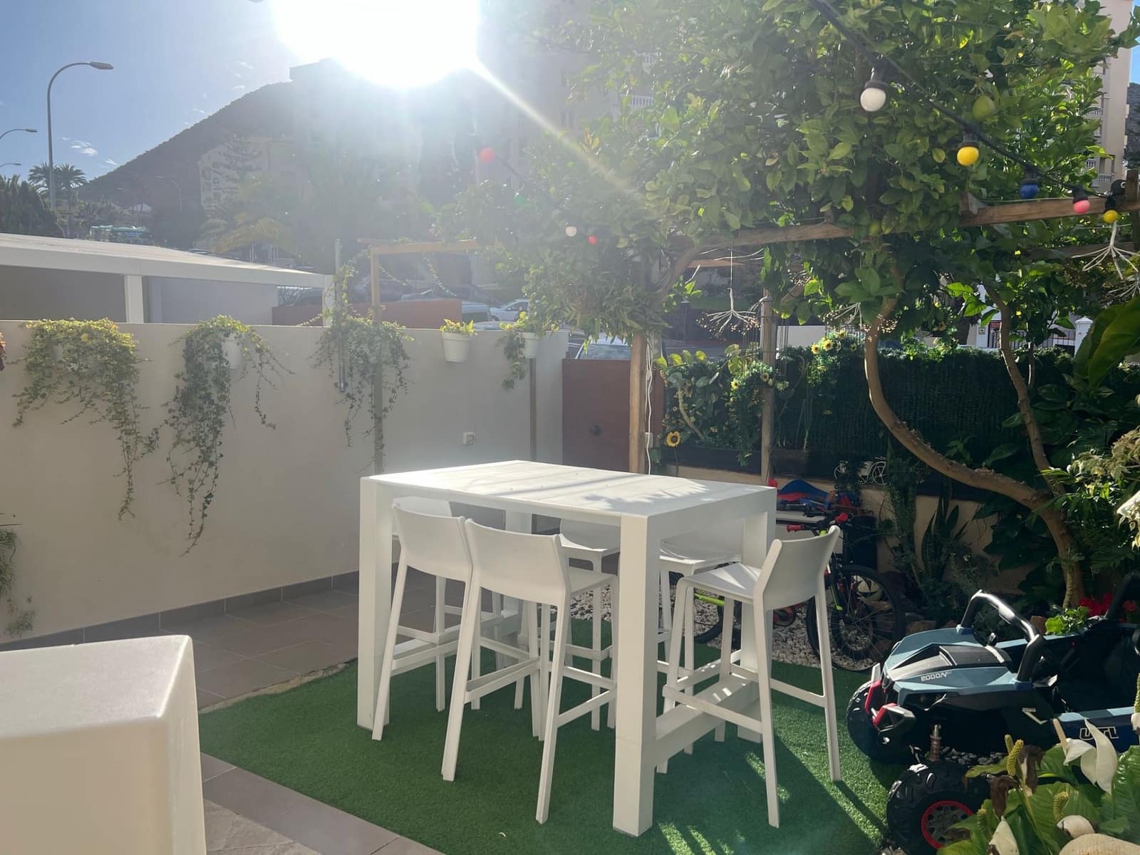 3 soveværelse Villa til salg i Los Cristianos med garage - € 690.000 (Ref: 9151734)