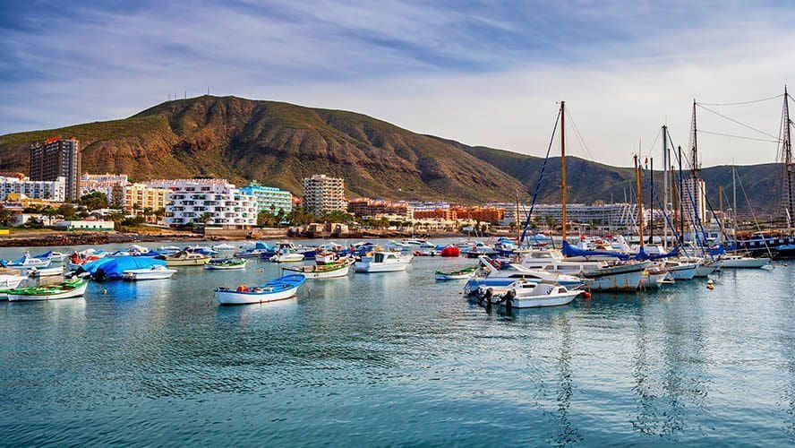 3 soveværelse Villa til salg i Los Cristianos med garage - € 690.000 (Ref: 9160811)