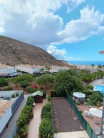 4 soveværelse Villa til salg i Los Cristianos, Arona med swimmingpool garage - € 890.000 (Ref: 9162065)