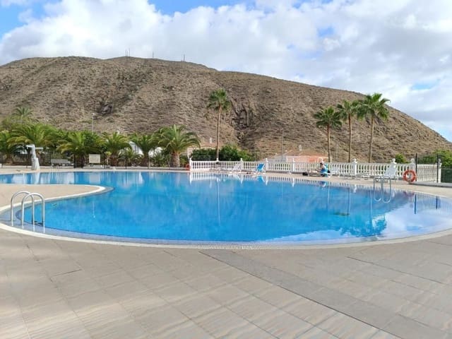 4 soveværelse Villa til salg i Los Cristianos, Arona med swimmingpool garage - € 890.000 (Ref: 9162065)